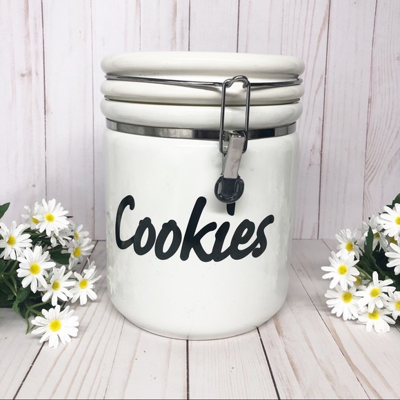 Large Farmhouse White Kitchen Cookie Jar